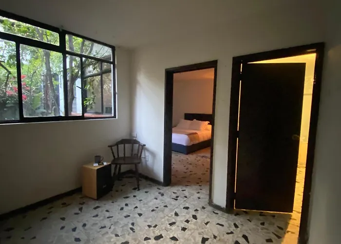 Pensión House With Big Garden Like An Oasis In The Heart Of Cdmx *